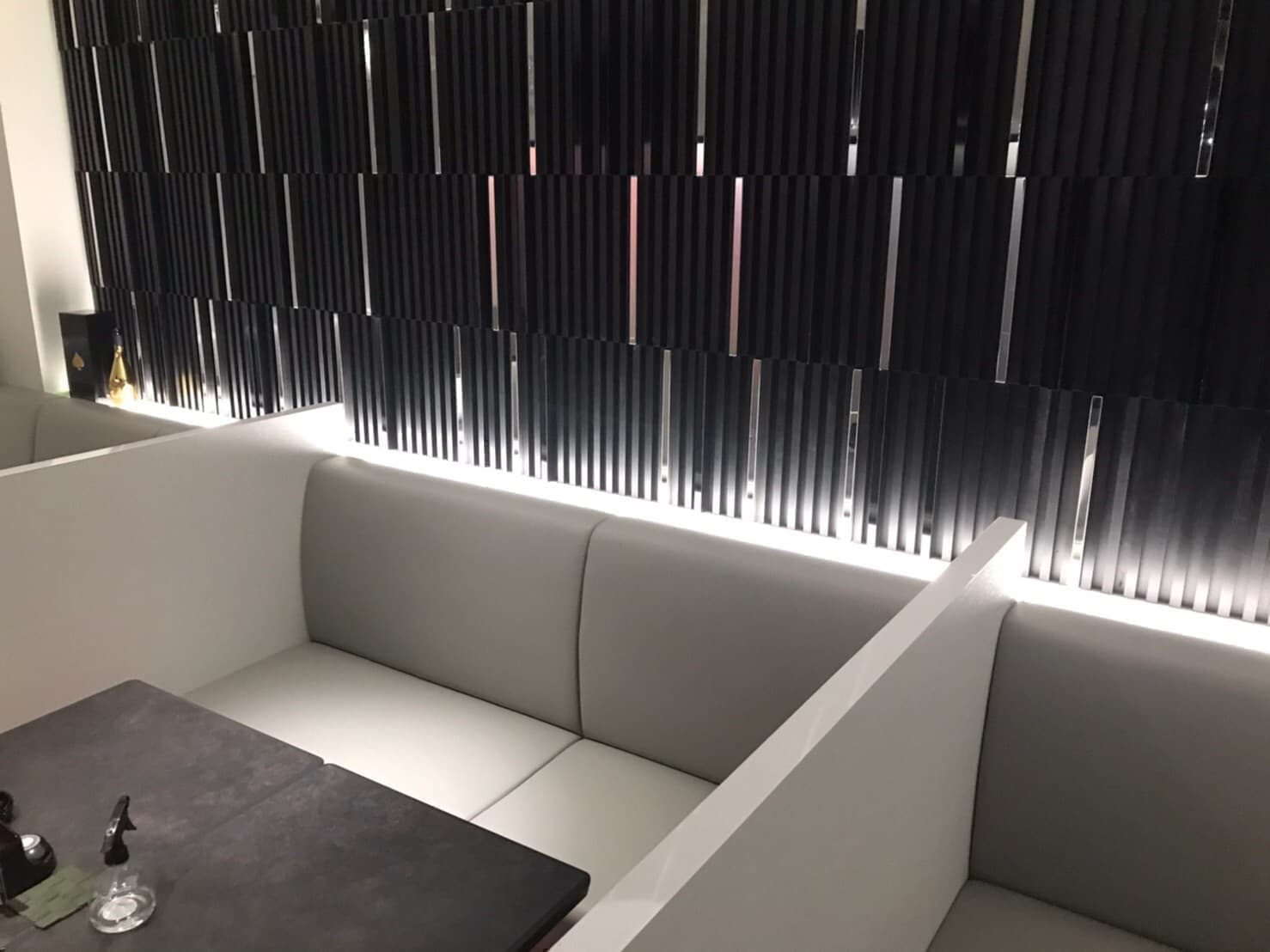 ショークラブ VIPルーム紹介 | 刈谷市のショークラブならFRONTIER